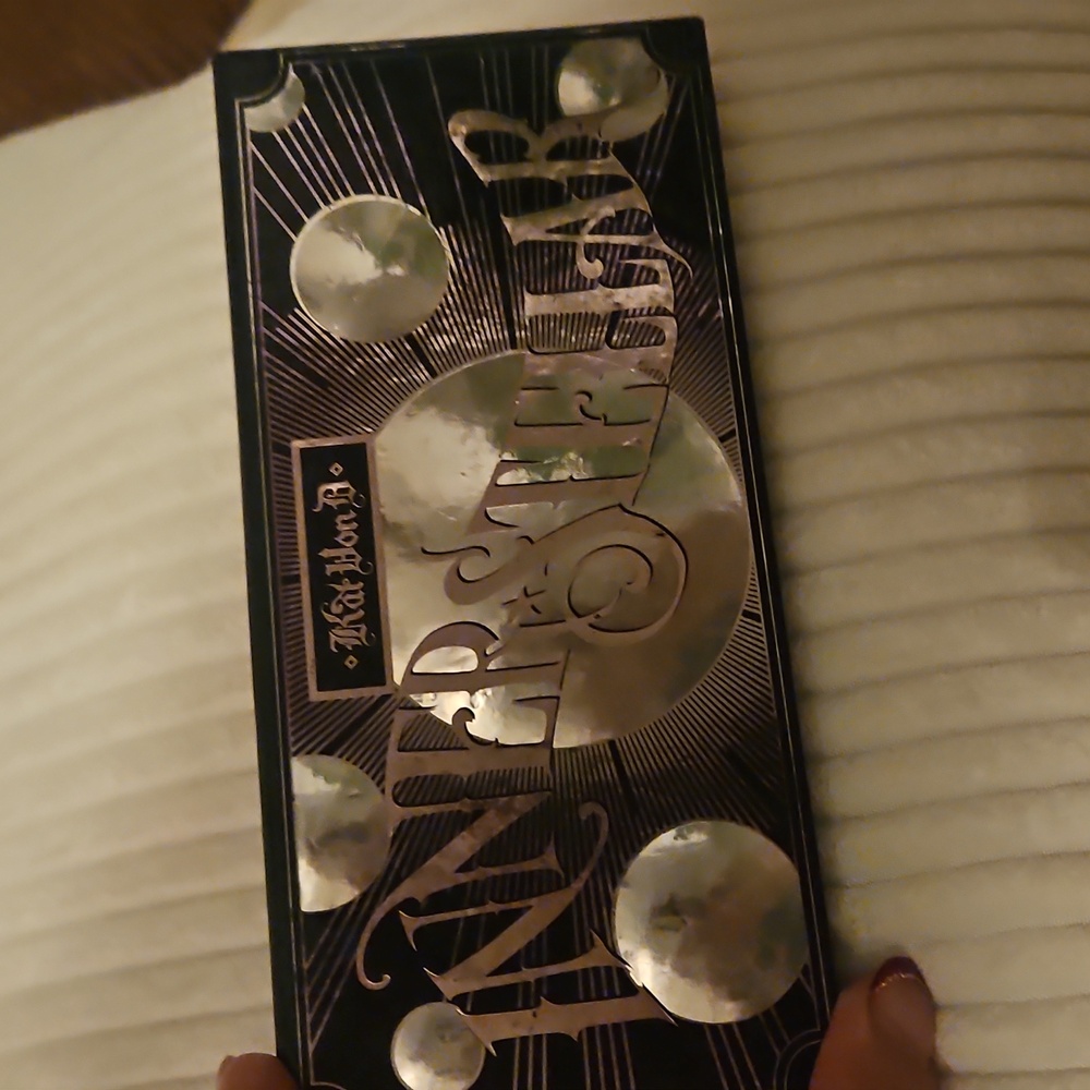Kat Von D Innerstellar Palette with Black and Silver Design - Picture 2 of 5